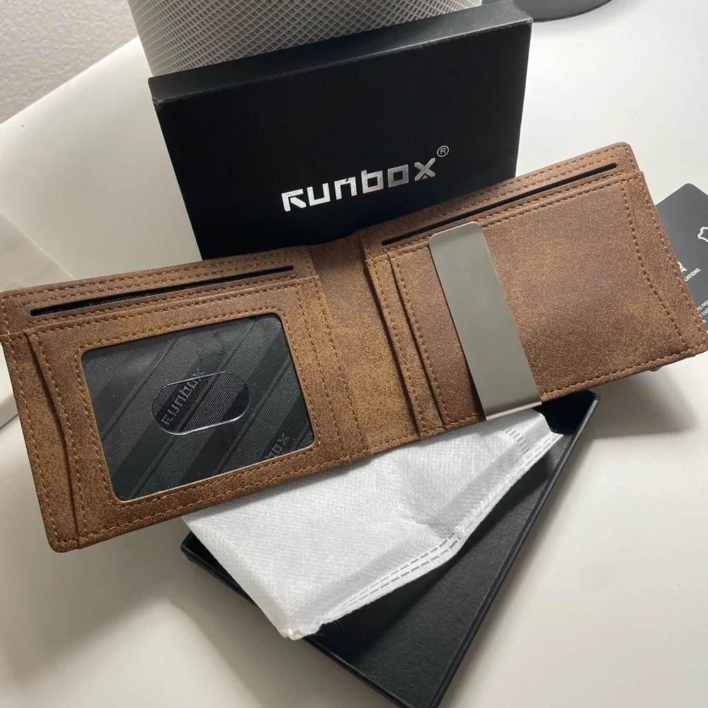 RUNBOX Brown Leather Wallet